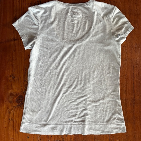 7 For All Mankind Blue Scoop Neck T-Shirt Size Medium, Short Sleeve - Picture 3 of 8